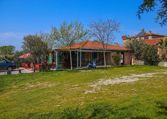 Guest house Troia 3*